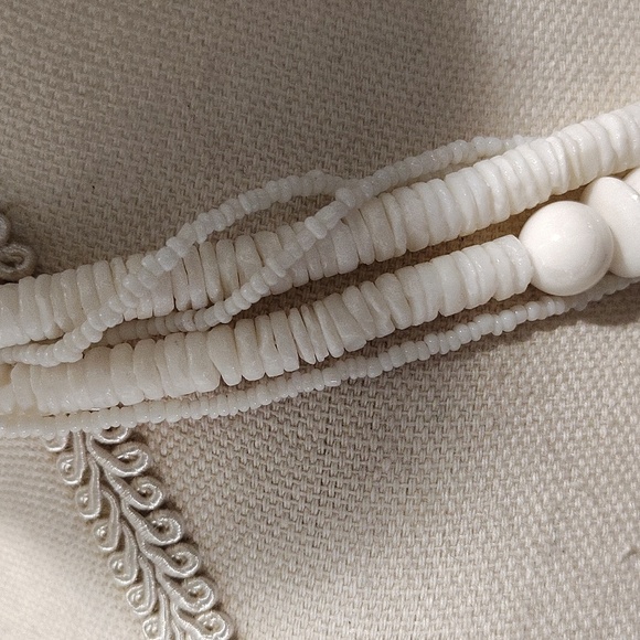 Karla Jordan shell and bead necklace white vintage 5 strands - Picture 5 of 7